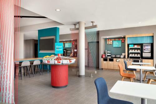 Avid Hotels - Cedar Rapids South, An Ihg Hotel