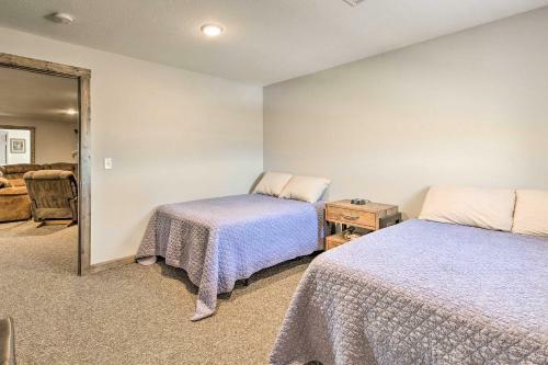 Kansas Hunting Lodge Ideal For Large Groups!