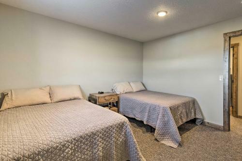 Kansas Hunting Lodge Ideal For Large Groups!