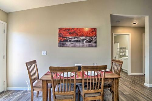 Spacious Home With Deck, Walk To Peter Pan Park