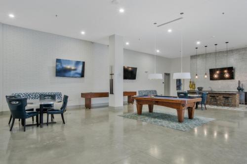 Apartamento Downtown Luxury Loft + Gym