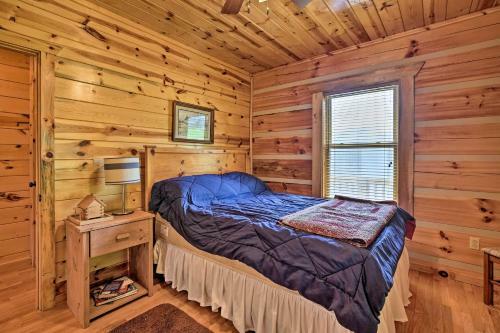 Secluded Retreat Bbq, Lawn Games, And Fire Pit