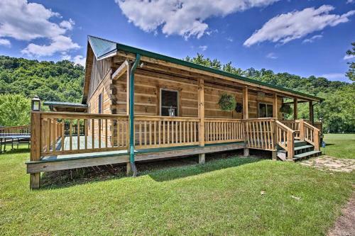 Secluded Retreat Bbq, Lawn Games, And Fire Pit