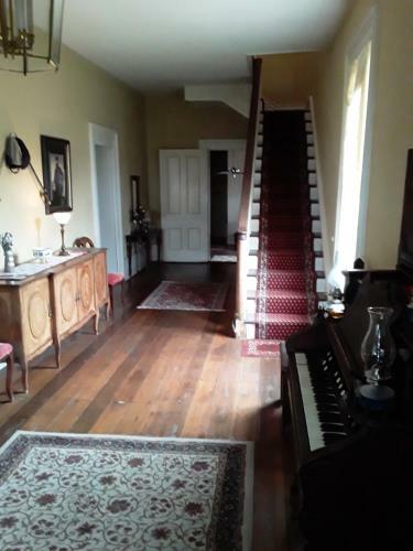 Hall Place B&B
