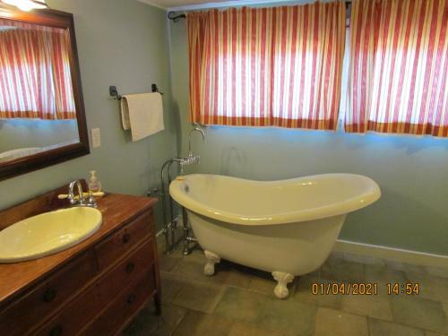 Bed & Breakfast Steel Magnolia House