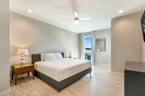 Modern 4br Townhouse In Bienville Villas