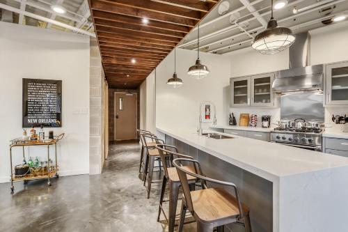 Luxury Arts District Apartments