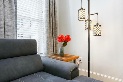 Apartamento Fully Upgraded Urban Retreat With Balcony And Pool