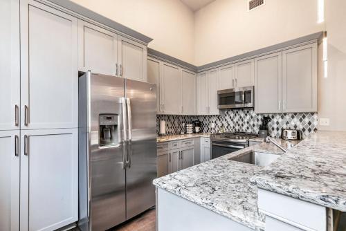 New Orleans Luxury Rentals The Endymion