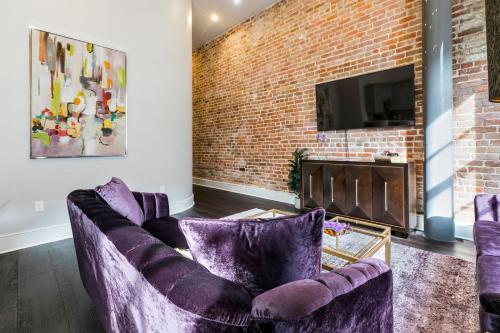 New Orleans Luxury Rentals The Endymion
