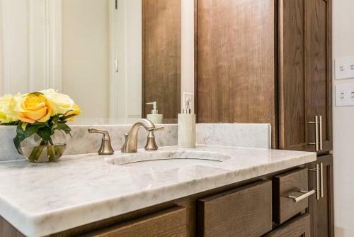 Apartamentos Hosteeva Canal Luxury Condos