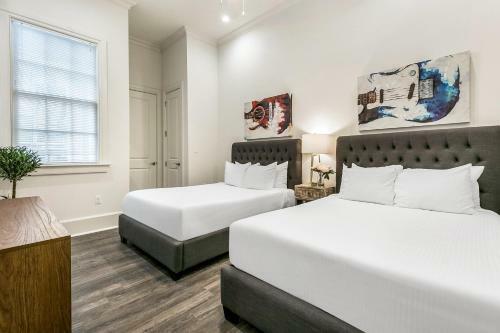 Apartamentos Hosteeva Canal Luxury Condos