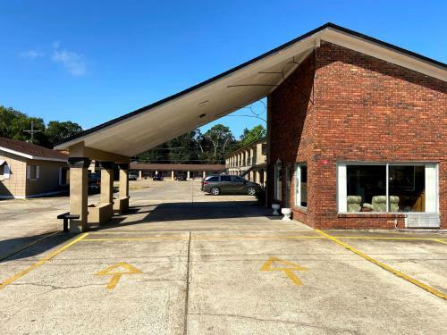 Motel Embers Inn