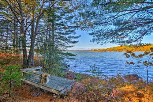 Franklin Home On 14 Acres With Deck And Water Views!