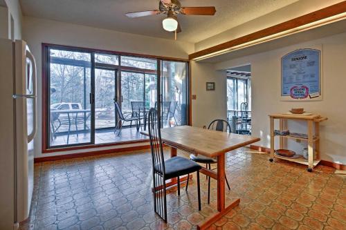Franklin Home On 14 Acres With Deck And Water Views!