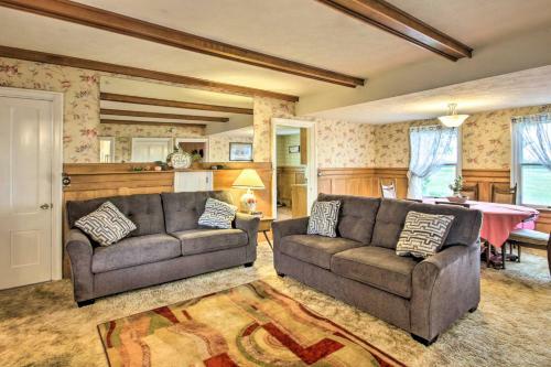 Classic Cape-style Home On 550 Acre Vineyard!