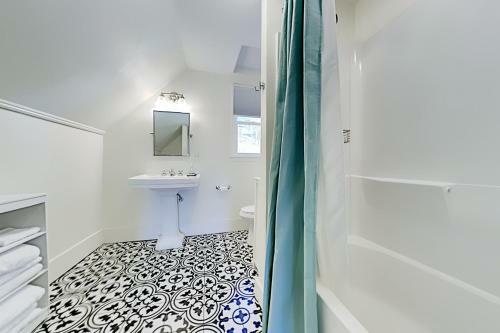 Exceptional Vacation Home In Boothbay Harbor Home