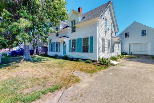 Countryside Colonial
