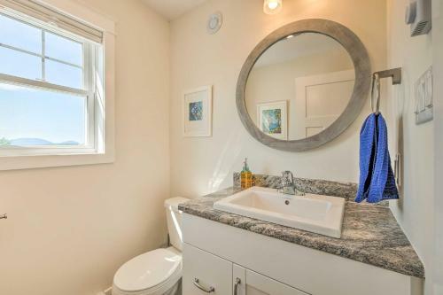 The Candy Cottage II With Ocean Views Near Acadia!