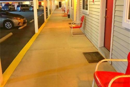 Belmont Motel