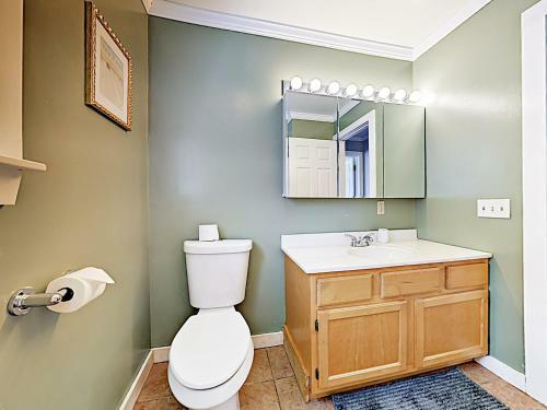 Jodys Acre Cottage Home