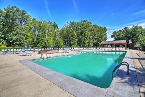 Wells Beach Cottage With Pool Access - 1 Mi To Coast!