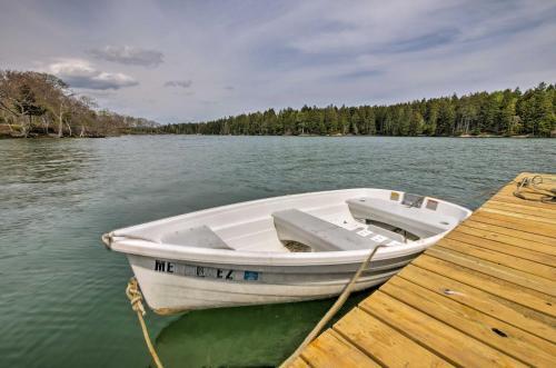 Lovely Raspberry Cottage With Rowboat On Back Cove!