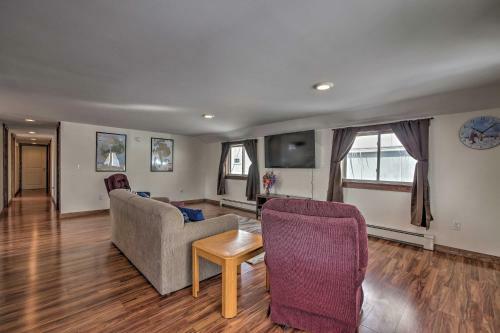 Renovated Southwest Harbor Cottage On A Dock!