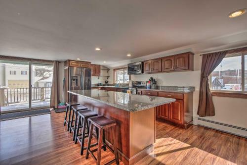 Renovated Southwest Harbor Cottage On A Dock!