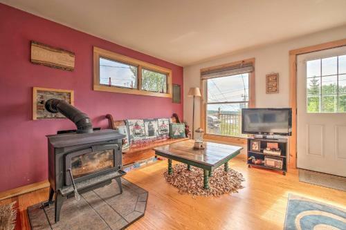 Acadia National Park Home With Deck And Ocean View!