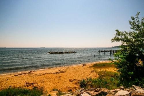 Annapolis House With Patio In Bay Ridge Maryland!