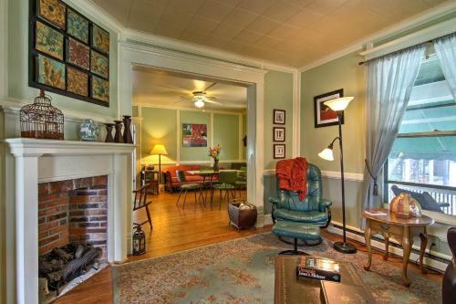 Cambridge Colonial Home, Walk To Town And Waterfront