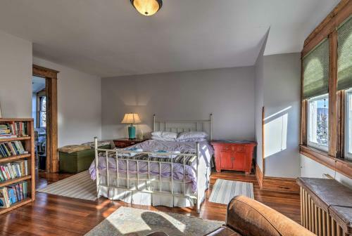 Historic Cumberland Home With Deck And Valley View!