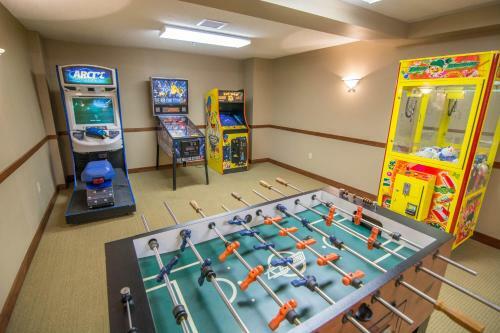 Hotel A215 - Lake View Suite With One Bedroom, Private Balcony!