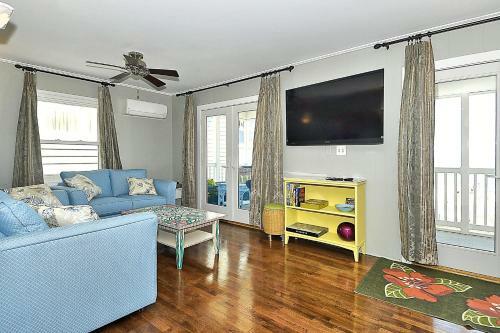 Happy House