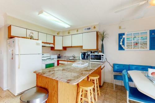 Oceanblock Salty Sands 310