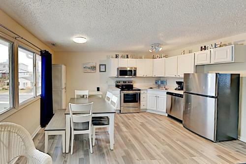 Apartamento Jocelyn Manor Gem With Pool - Stroll To Beach Condo