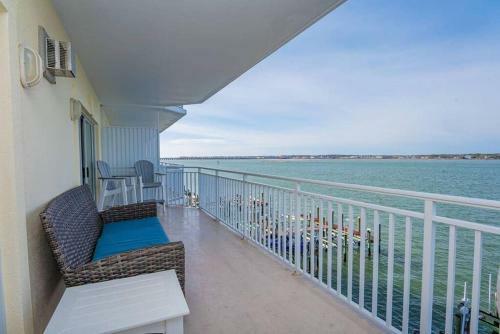 Bayfront 3 Br Sunsets Pool Near Boardwalk And Beach