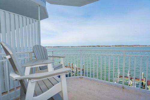 Bayfront 3 Br Sunsets Pool Near Boardwalk And Beach