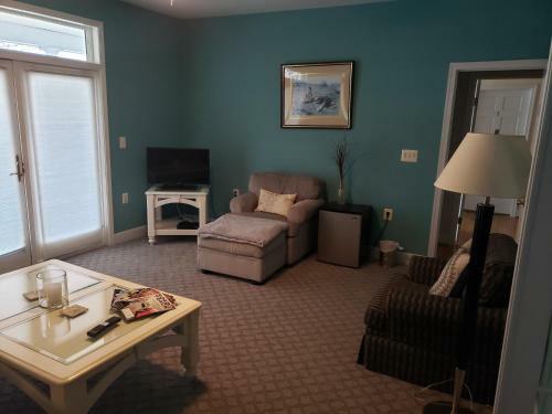 Blue Heron Inn - A Bed And Breakfast Llc