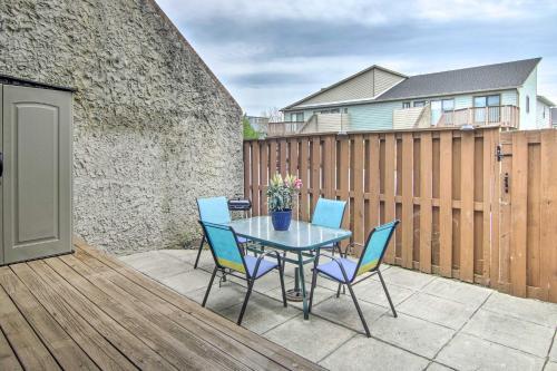 Apartamento Cozy Condo With Pool Access Half Mile From The Beach
