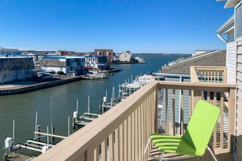 Bayfront Beauty At Mallard Landing