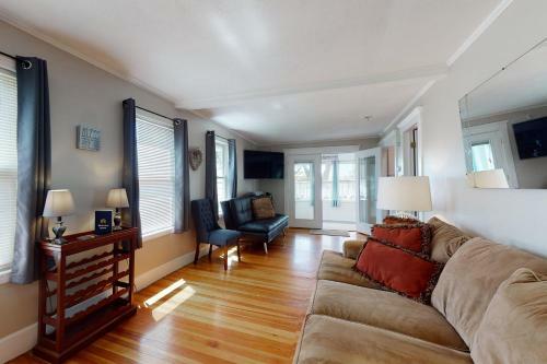 Riverview Cottage