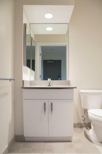 Evonify Corporate - South End Luxury Apartments