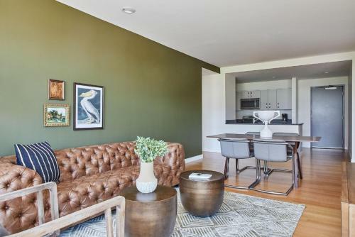 Evonify Corporate - South End Luxury Apartments