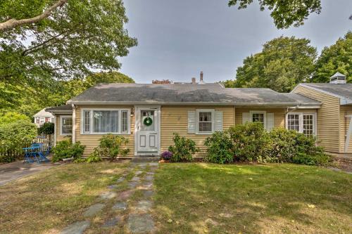 Charming Cape Cottage, Walk To Monument Beach