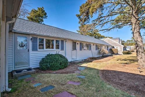Apartamento Cape Cod Condo Walk To Shops, Food, Beaches!