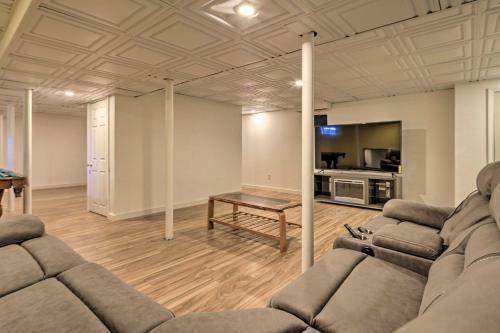 Cape Cod Home With Game Room, 3mi To Mayflower!