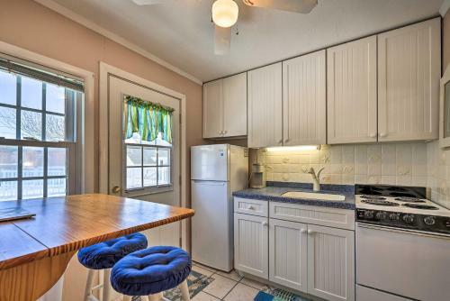 Apartamento Cape Cod Retreat With Gas Grill Steps To Beach