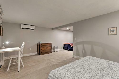 Renovated Cape Cod Home Walk To Beach And Downtown!